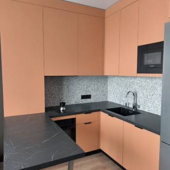 Продается 1-комнатная квартира, 27 м²
