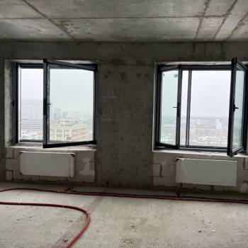 Продается 1-комнатная квартира, 63,5 м²