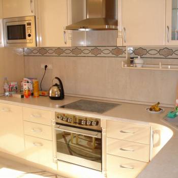 Сдается 2-х комнатная квартира, 80,3 м²