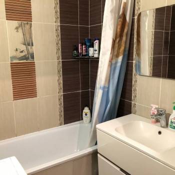 Сдается 2-х комнатная квартира, 63 м²