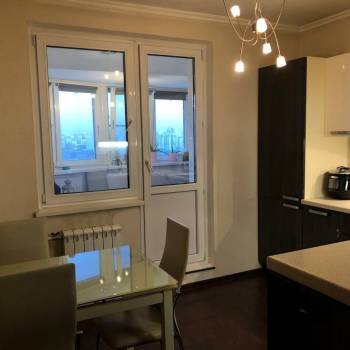Сдается 2-х комнатная квартира, 63 м²