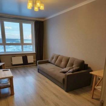 Продается 1-комнатная квартира, 41 м²