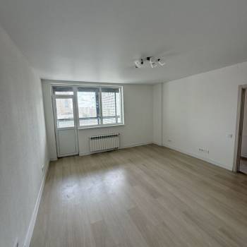 Продается 1-комнатная квартира, 43,2 м²