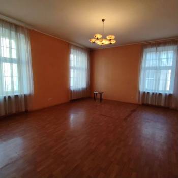 Продается 3-х комнатная квартира, 104,6 м²