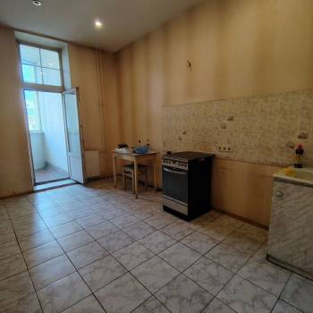 Продается 3-х комнатная квартира, 104,6 м²
