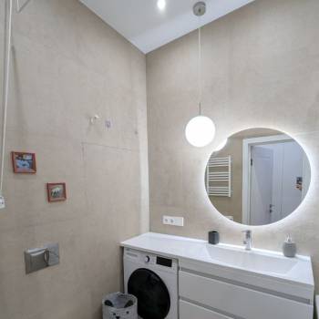 Продается 1-комнатная квартира, 32 м²