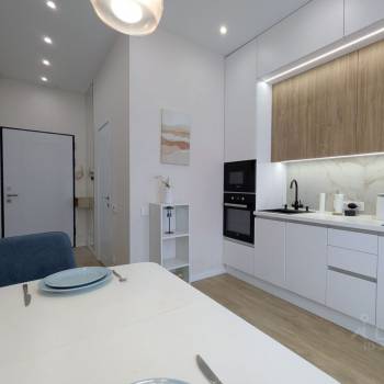 Продается 1-комнатная квартира, 32 м²