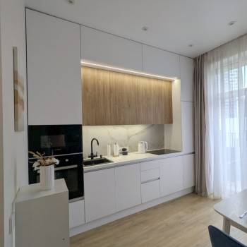 Продается 1-комнатная квартира, 32 м²