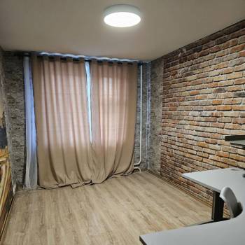 Продается Многокомнатная квартира, 87,4 м²