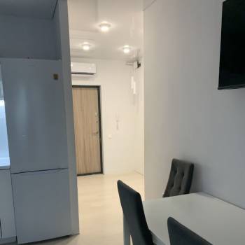 Продается 1-комнатная квартира, 36 м²