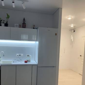 Продается 1-комнатная квартира, 36 м²