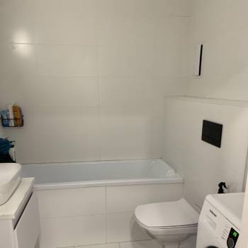 Продается 1-комнатная квартира, 36 м²