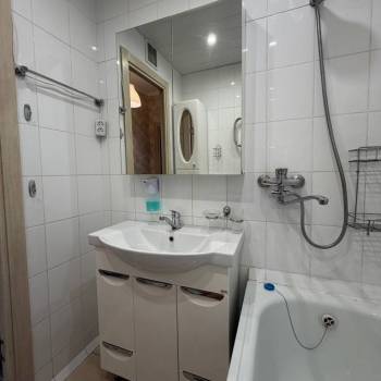 Продается 2-х комнатная квартира, 58,3 м²