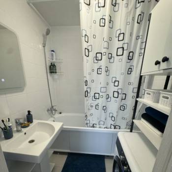 Сдается Многокомнатная квартира, 48 м²