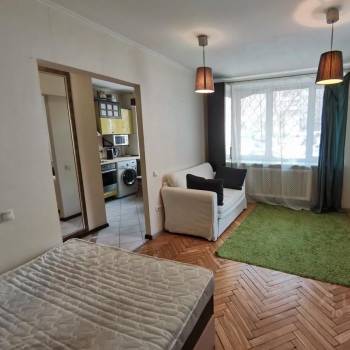 Продается 1-комнатная квартира, 30 м²