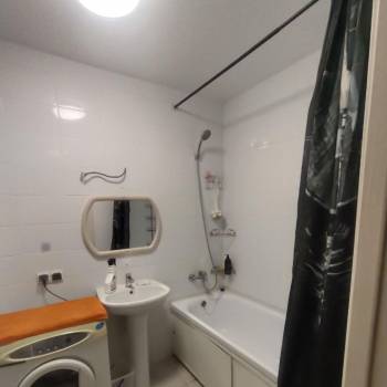 Сдается 2-х комнатная квартира, 65 м²