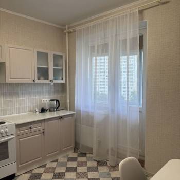 Сдается 1-комнатная квартира, 45 м²