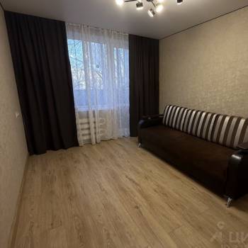 Сдается Многокомнатная квартира, 65 м²