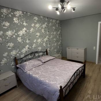 Сдается Многокомнатная квартира, 65 м²