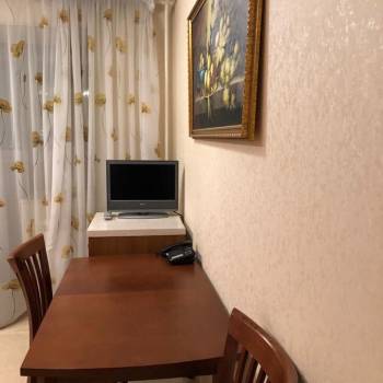 Сдается 1-комнатная квартира, 50 м²