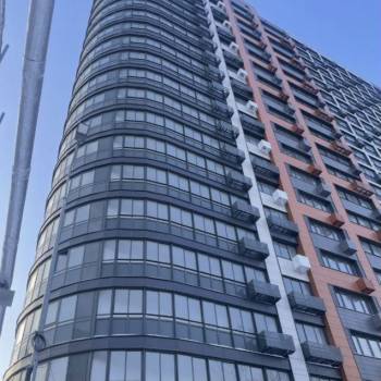 Продается 1-комнатная квартира, 71 м²