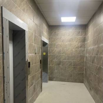 Продается 1-комнатная квартира, 71 м²