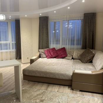 Сдается Многокомнатная квартира, 102 м²