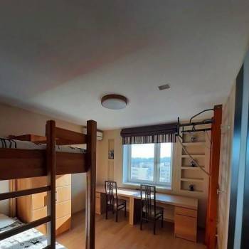 Сдается Многокомнатная квартира, 100 м²
