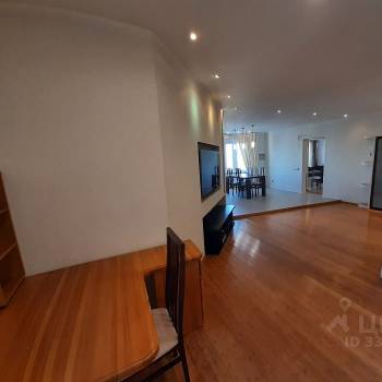 Сдается Многокомнатная квартира, 100 м²