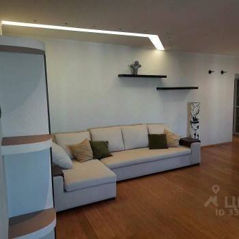 Сдается Многокомнатная квартира, 100 м²