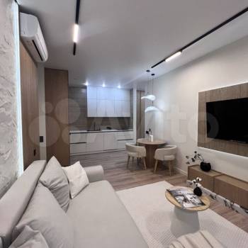 Продается 1-комнатная квартира, 45 м²