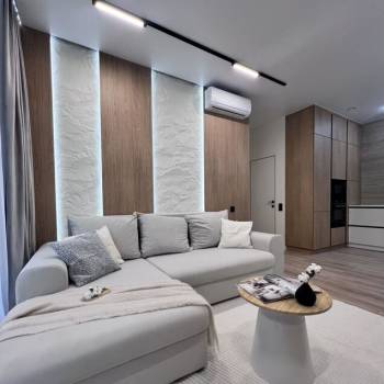 Продается 1-комнатная квартира, 45 м²