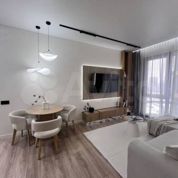 Продается 1-комнатная квартира, 45 м²