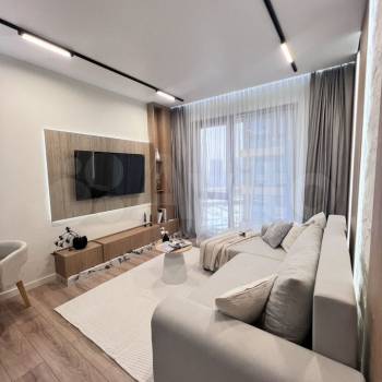 Продается 1-комнатная квартира, 45 м²