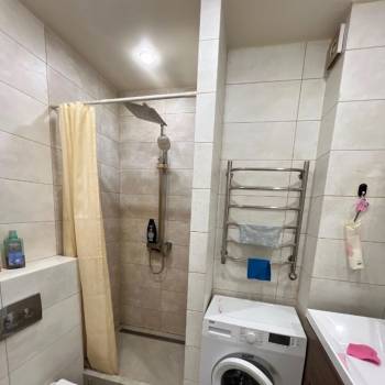 Продается 1-комнатная квартира, 36 м²