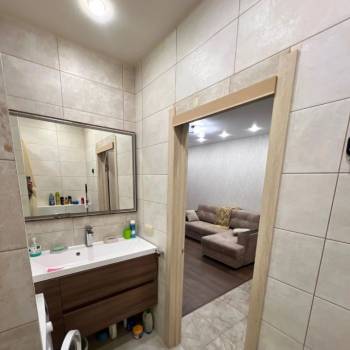 Продается 1-комнатная квартира, 36 м²