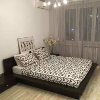 Сдается Многокомнатная квартира, 60 м²