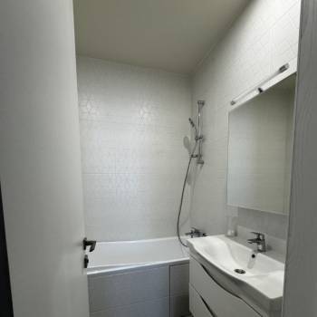 Сдается Многокомнатная квартира, 64 м²