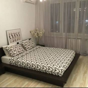 Сдается Многокомнатная квартира, 70 м²