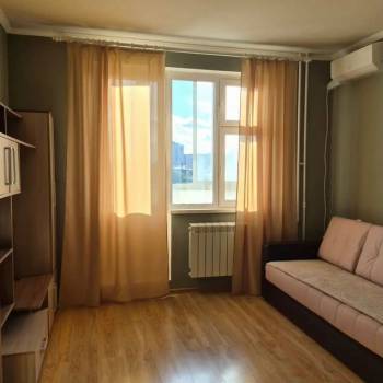 Сдается 1-комнатная квартира, 36,8 м²