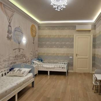 Продается 3-х комнатная квартира, 130 м²