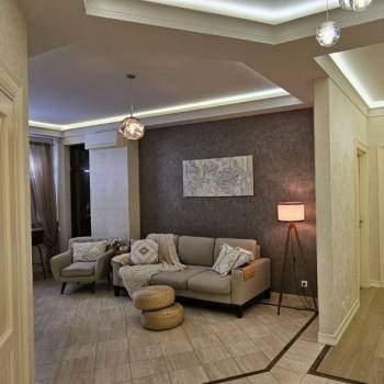 Продается 3-х комнатная квартира, 130 м²