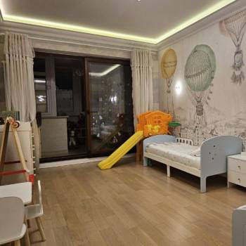 Продается 3-х комнатная квартира, 130 м²