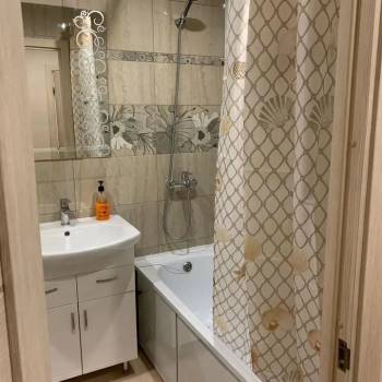 Сдается 1-комнатная квартира, 37 м²