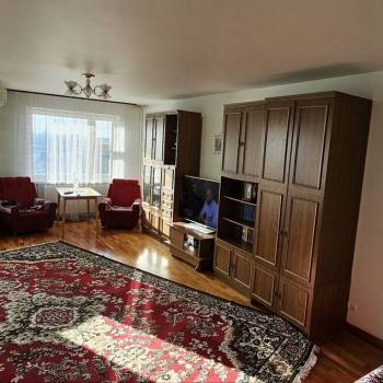 Сдается 2-х комнатная квартира, 74 м²