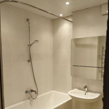 Продается 2-х комнатная квартира, 77 м²