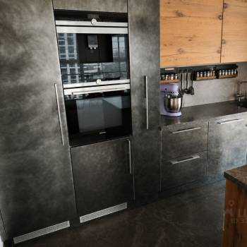 Продается Многокомнатная квартира, 107 м²