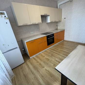 Сдается 1-комнатная квартира, 40,9 м²