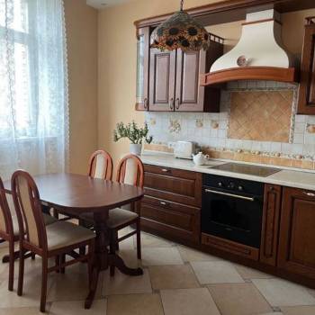 Сдается Многокомнатная квартира, 79,5 м²