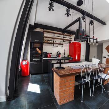 Продается Многокомнатная квартира, 147 м²